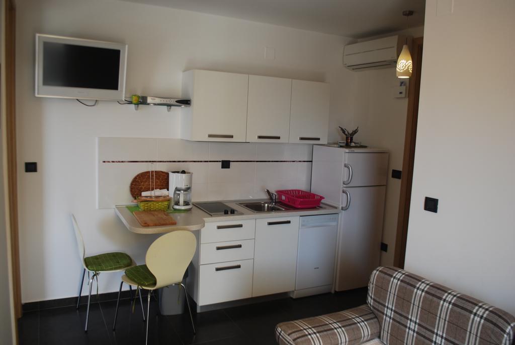 Apartments Villa Lili Lovetovo Vodice Kültér fotó